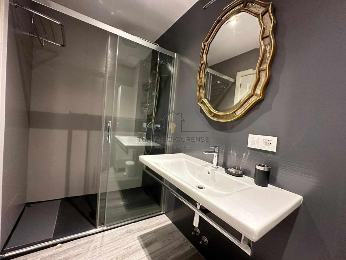 O Refuxio De Santo Domingo Apartment Ourense Ngoại thất bức ảnh